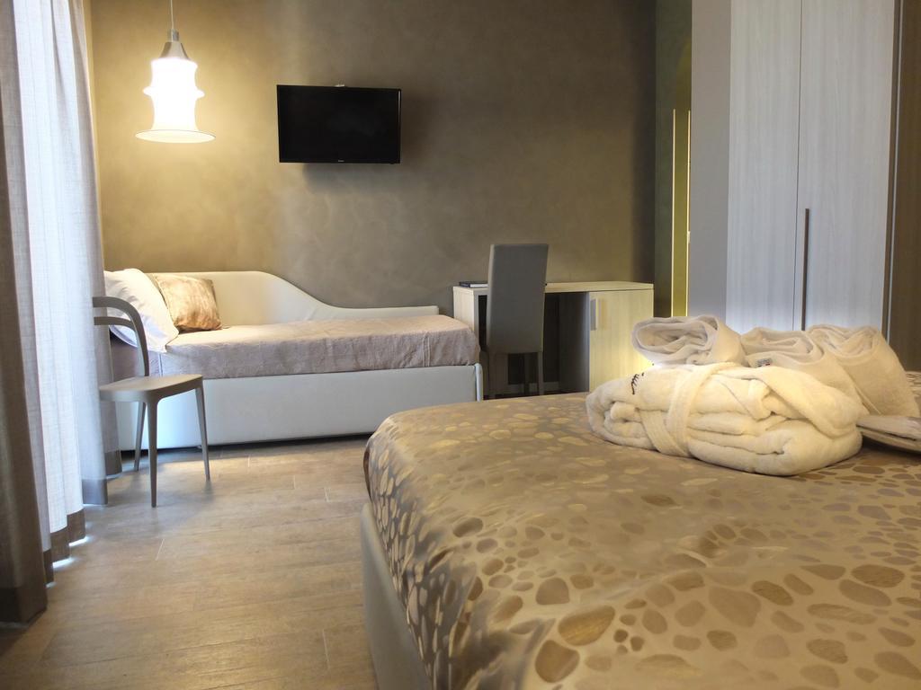 Notti O' Tunn Luxury Rooms In Centro Geraci Siculo ภายนอก รูปภาพ