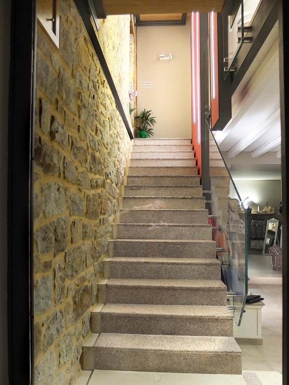 Notti O' Tunn Luxury Rooms In Centro Geraci Siculo ภายนอก รูปภาพ